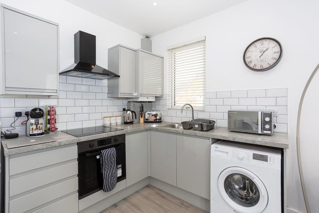 2 Bed Apartment Near The Beach Southend-on-Sea Luaran gambar